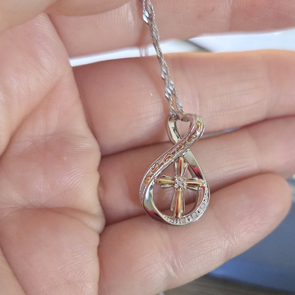 Bradford Exchange Footprints in the Sand Infinity Necklace - Picture 6 of 15